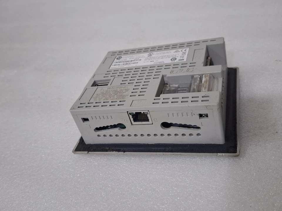 ALLEN BRADLEY 2711R-T4T PANELVIEW 800 HMI TERMINAL 4 SER B